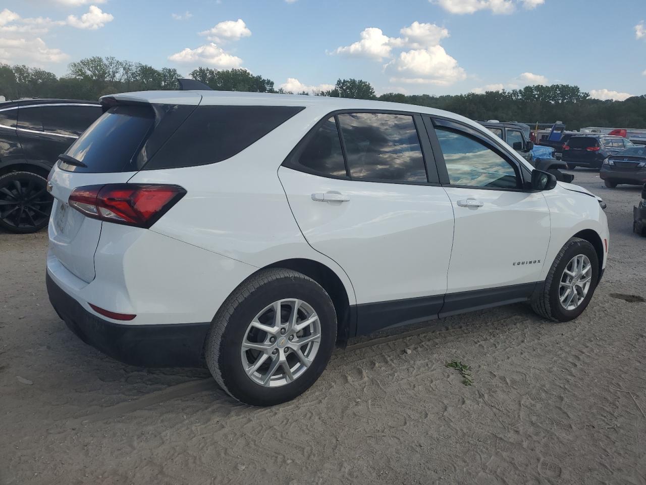 2022 CHEVROLET EQUINOX LS VIN:2GNAXHEV3N6102059