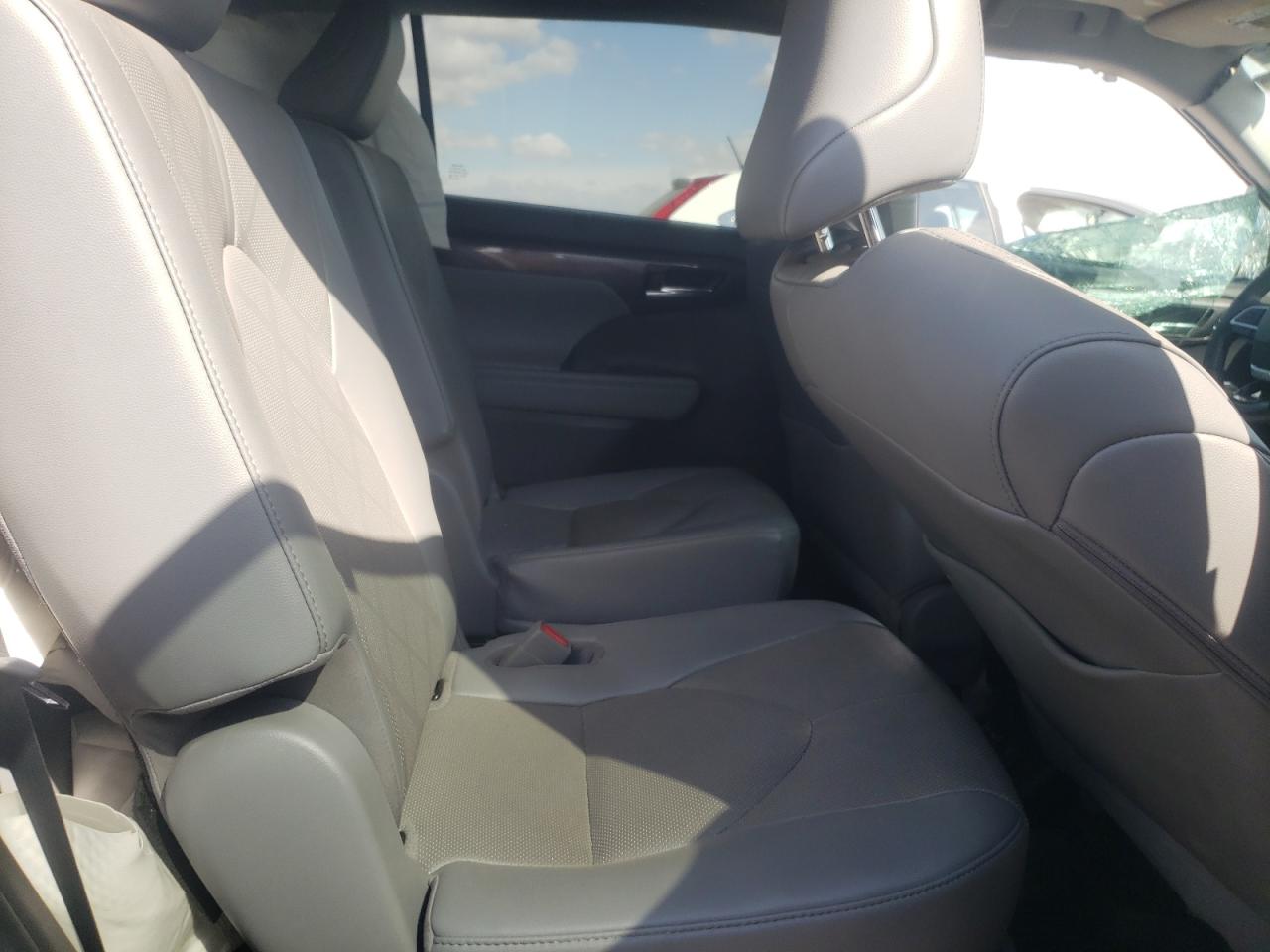 2022 TOYOTA HIGHLANDER PLATINUM VIN:5TDFZRBH6NS175753