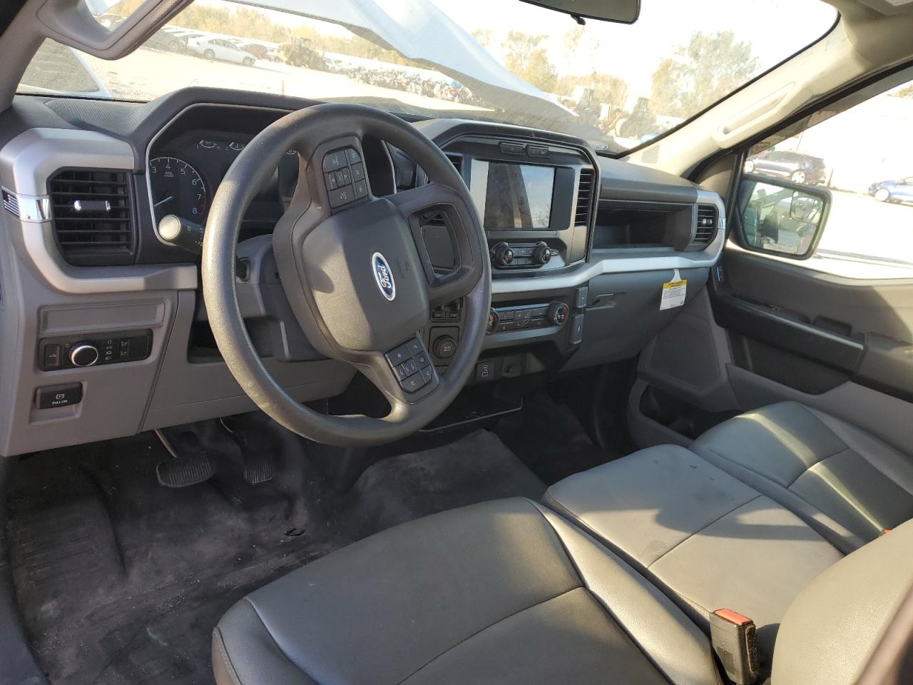 2022 FORD F150  VIN:1FTMF1C58NKD57399
