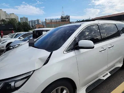 2017 Kia Carnival VIN: