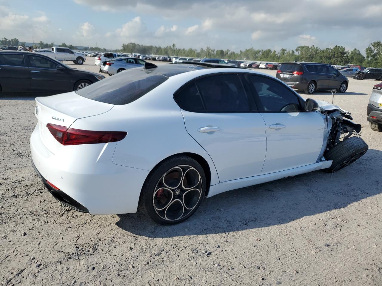 2023 ALFA ROMEO GIULIA TI VIN:ZARFAMBN3P7669720