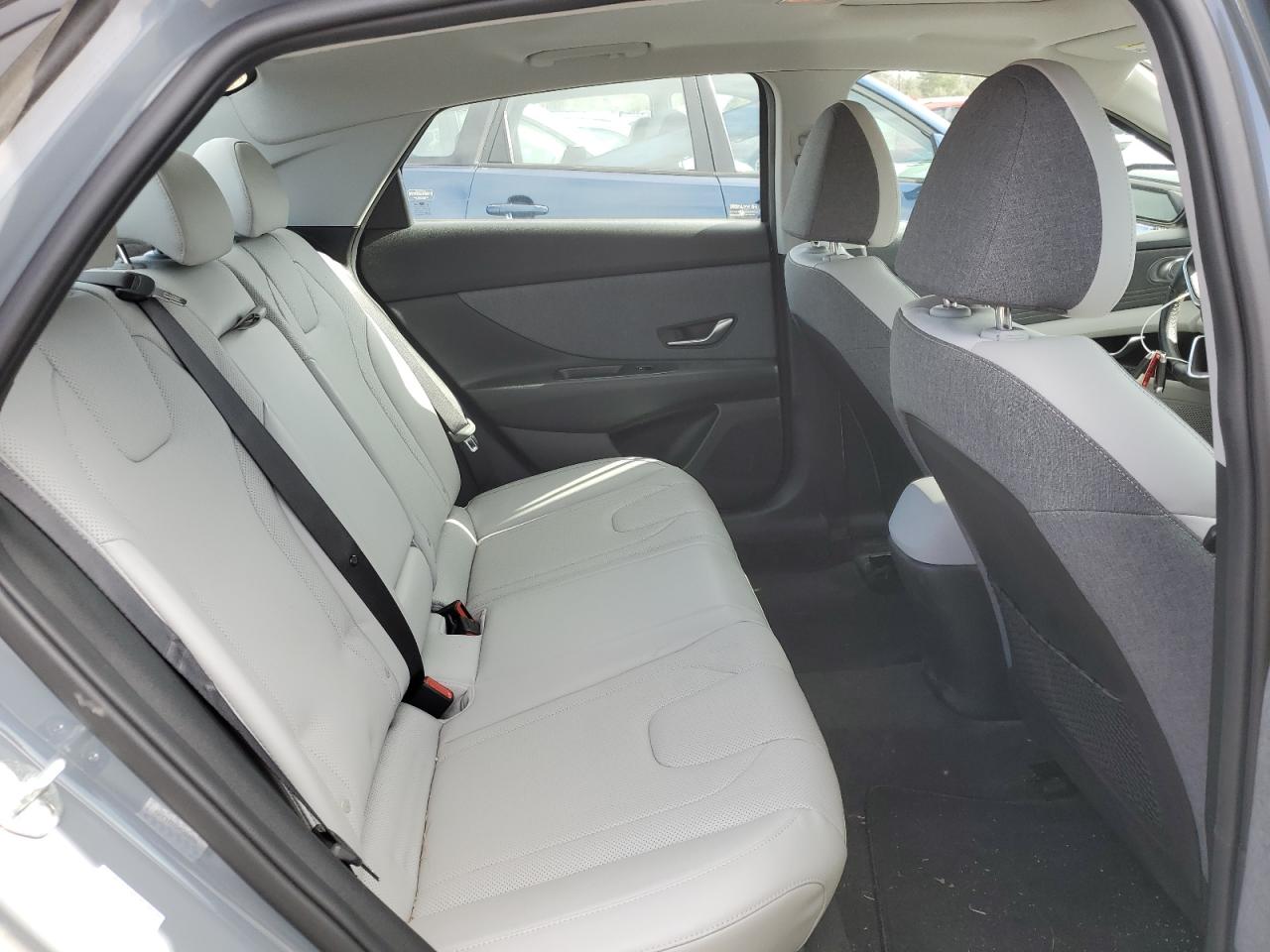 2022 HYUNDAI ELANTRA LIMITED VIN:KMHLP4AG8NU303888
