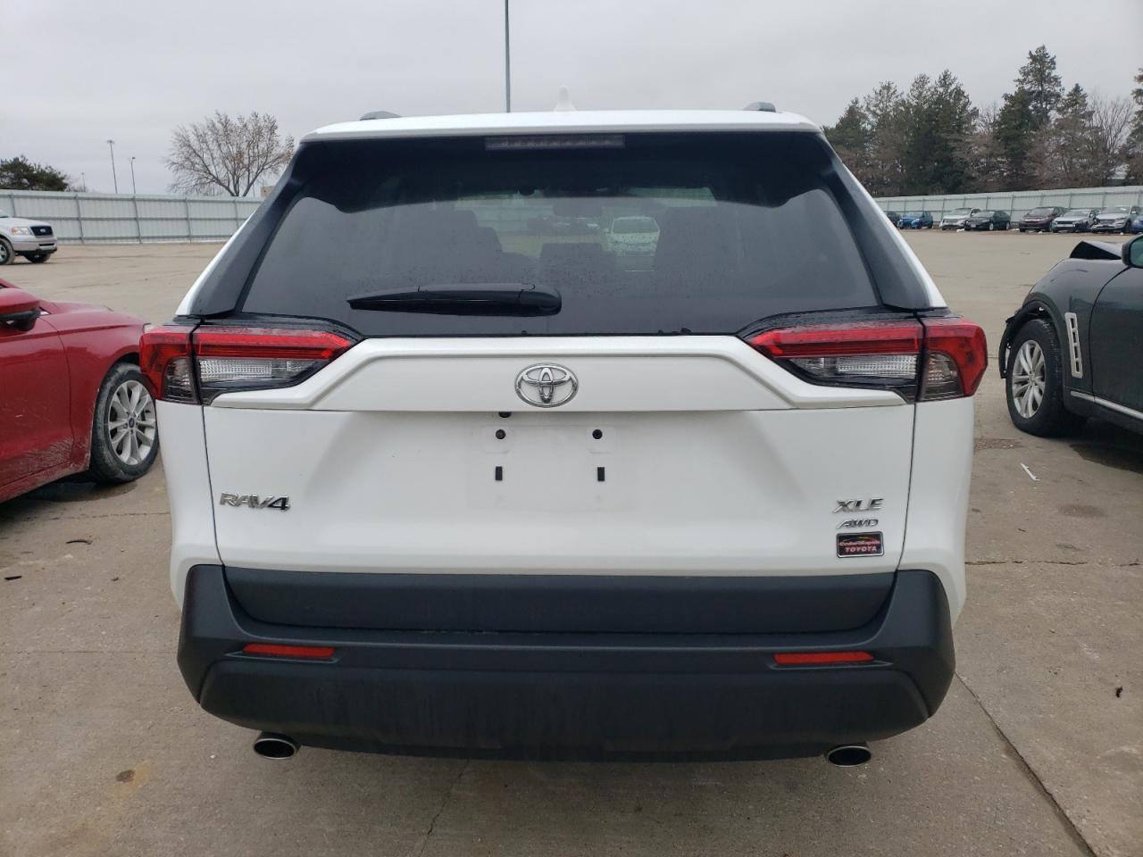 2022 TOYOTA RAV4 XLE VIN:2T3P1RFV5NC313018