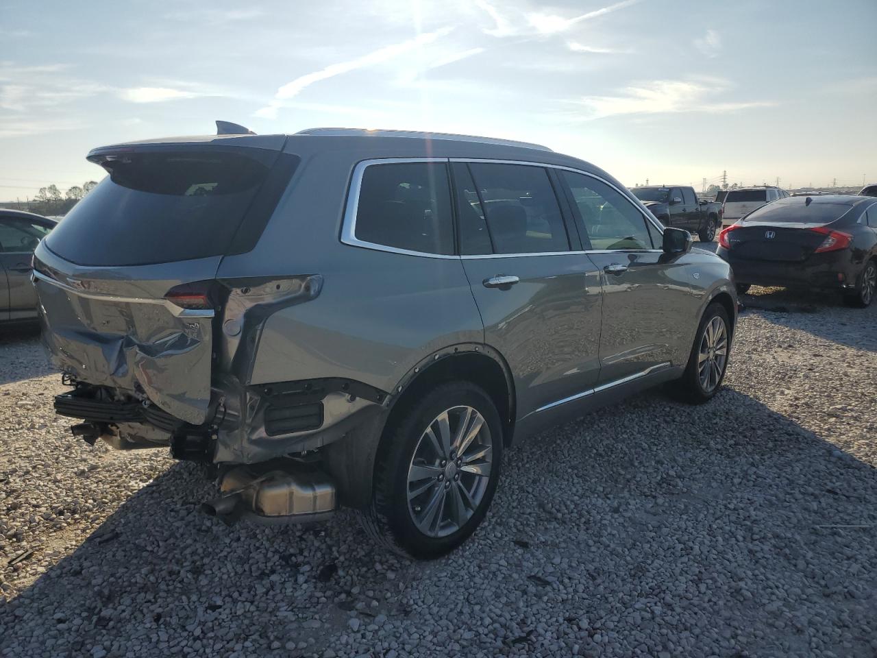 2024 CADILLAC XT6 PREMIUM LUXURY VIN:1GYKPCRSXRZ727207