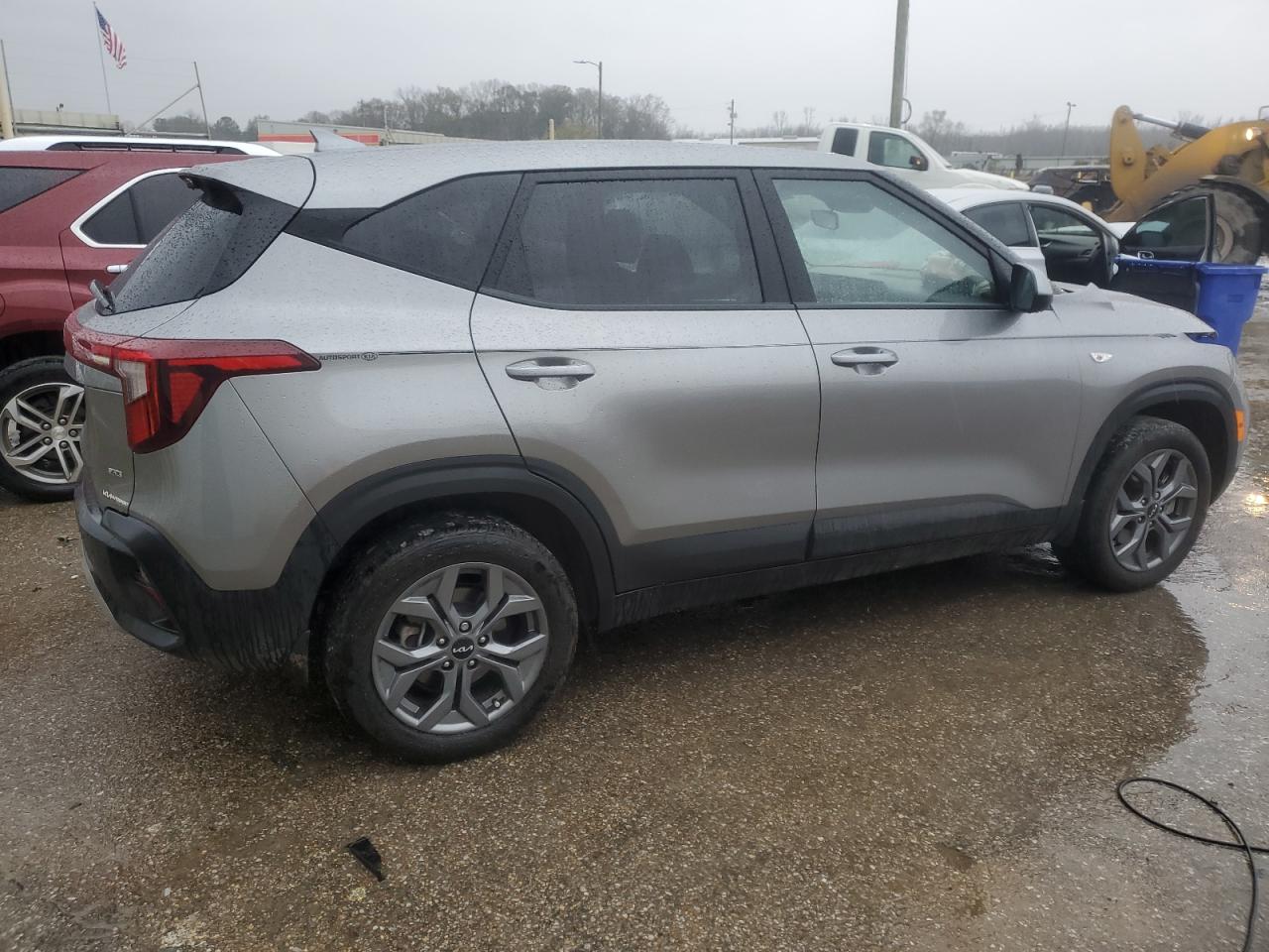 2024 KIA SELTOS LX VIN:KNDEPCAA4R7557847