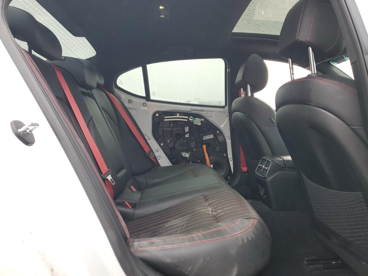 2022 GENESIS G70 BASE VIN:KMTG54TE7NU082034