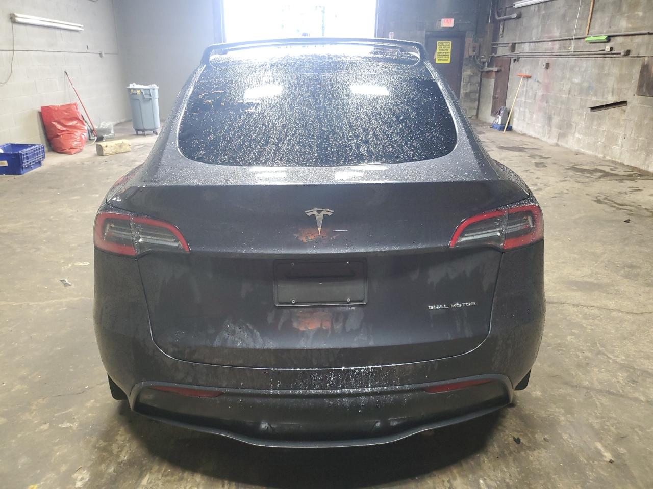 2024 TESLA MODEL Y  VIN:7SAYGAEE8RF063468