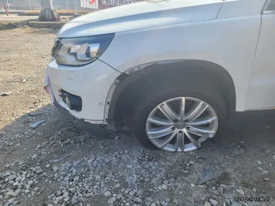 2014 Volkswagen Tiguan VIN:
