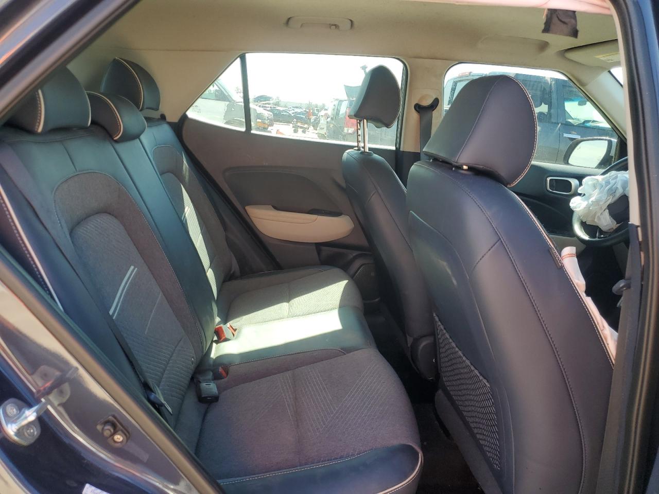 2022 HYUNDAI VENUE SEL VIN:KMHRC8A35NU153460