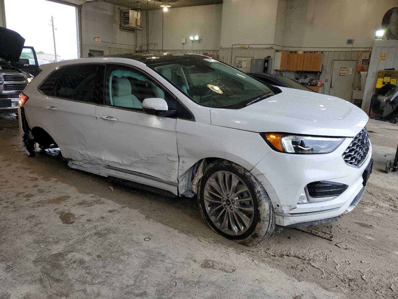 2024 FORD EDGE TITANIUM VIN:2FMPK4K92RBA19653