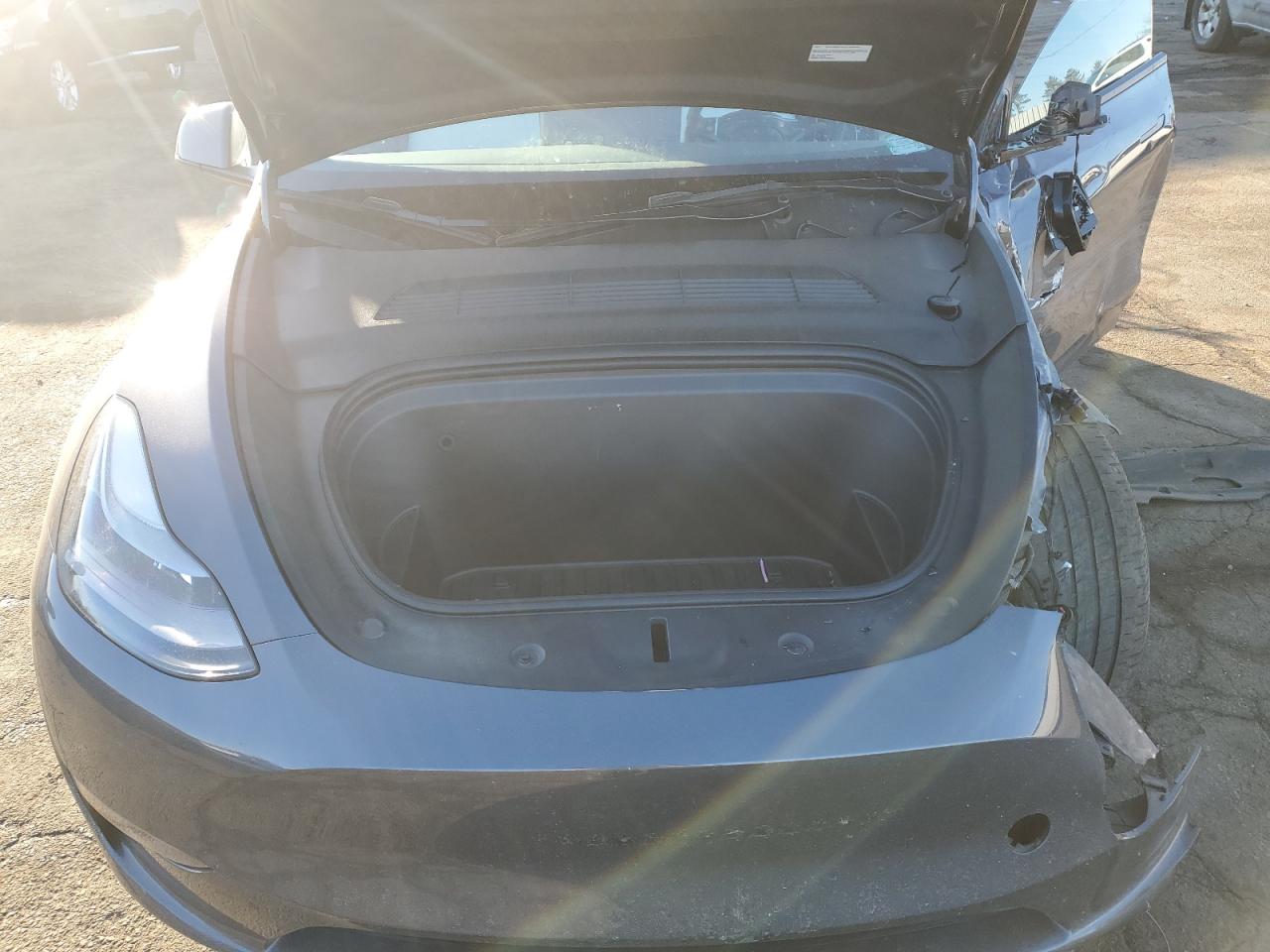 2023 TESLA MODEL Y  VIN:7SAYGAEE6PF645646