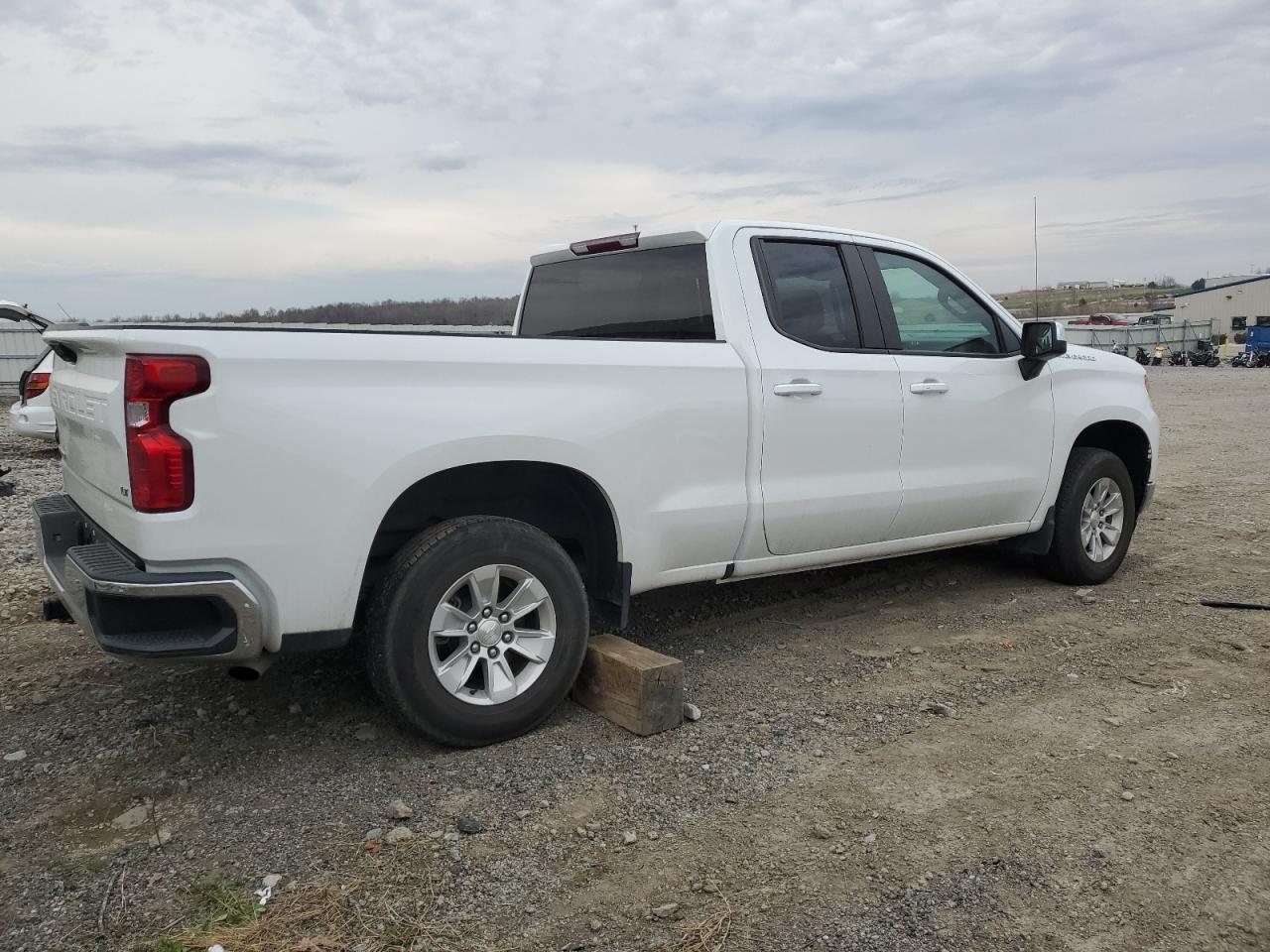 2022 CHEVROLET SILVERADO C1500 LT VIN:1GCRACEK9NZ518823
