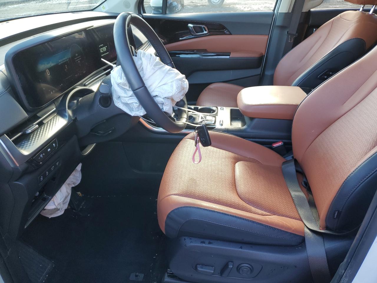 2024 KIA CARNIVAL SX VIN:KNDNE5H37R6358094