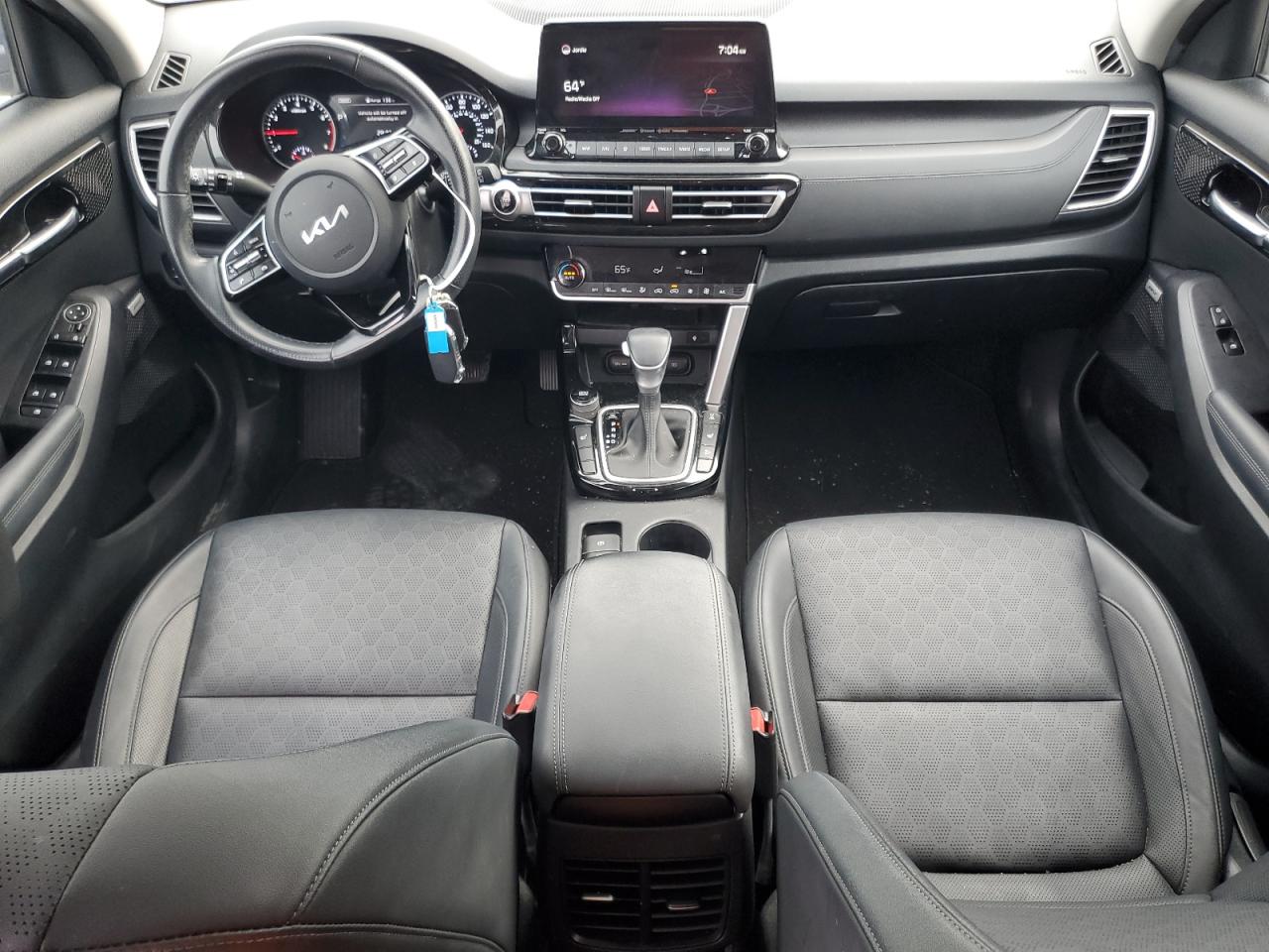 2022 KIA SELTOS SX VIN:KNDETCA2XN7241786