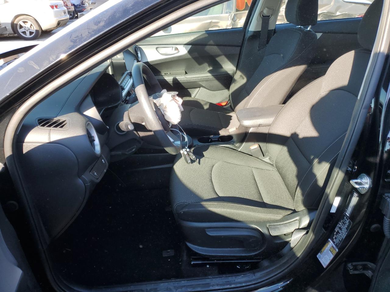 2024 KIA FORTE LX VIN:3KPF24AD9RE821163