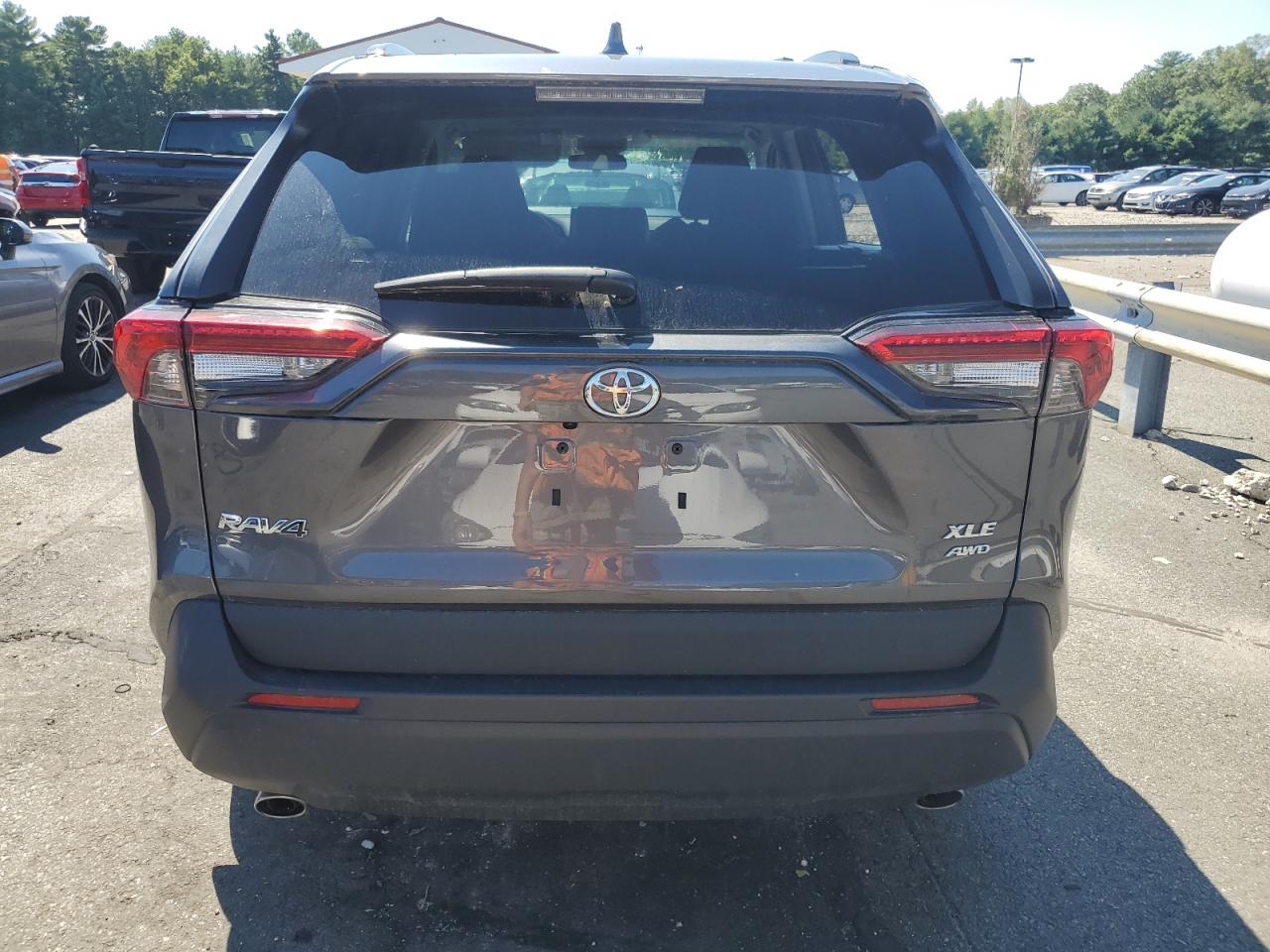 2022 TOYOTA RAV4 XLE VIN:2T3P1RFV5NC306196