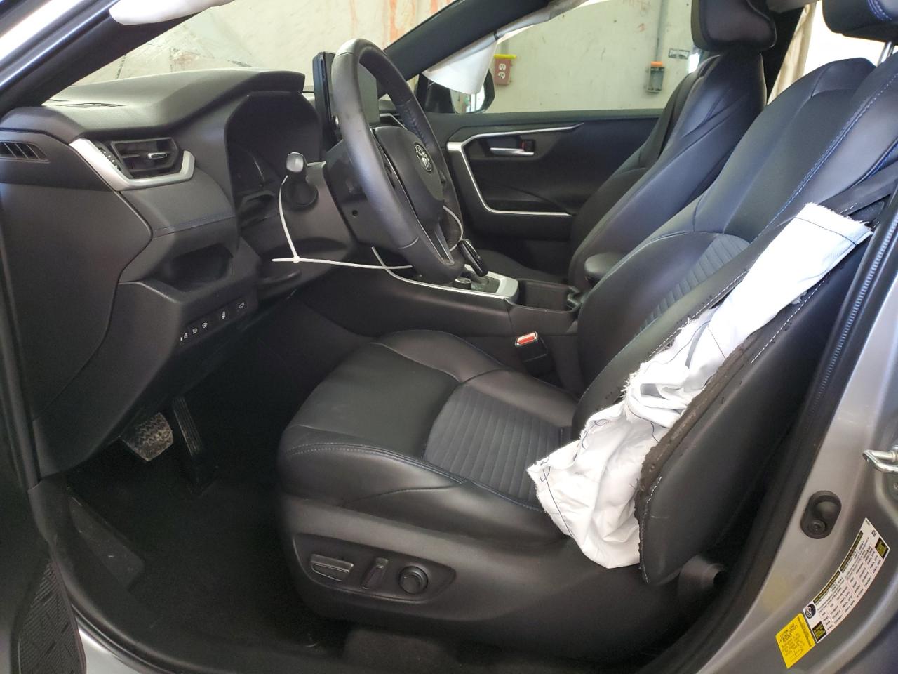 2023 TOYOTA RAV4 XSE VIN:2T3E6RFV1PW043229