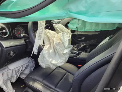 2019 Mercedes-Benz E 300 VIN: