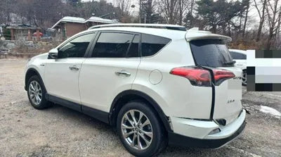 2016 Toyota RAV4 VIN: