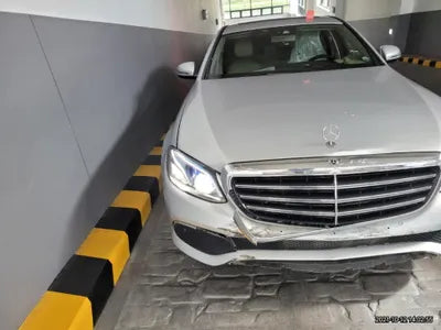 2016 Mercedes-Benz E 220 WDDZF0EB8HA051936 VIN:WDDZF0EB8HA051936