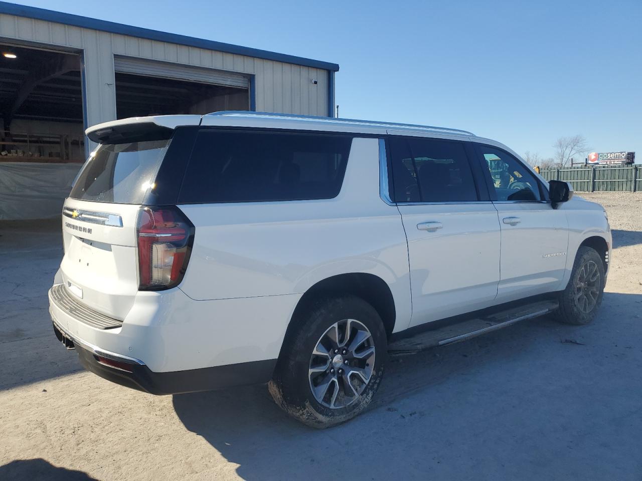 2022 CHEVROLET SUBURBAN K1500 LS VIN:1GNSKBKD4NR211131