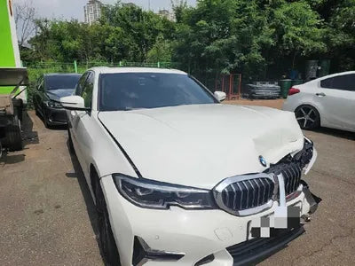 2019 BMW 320 VIN: