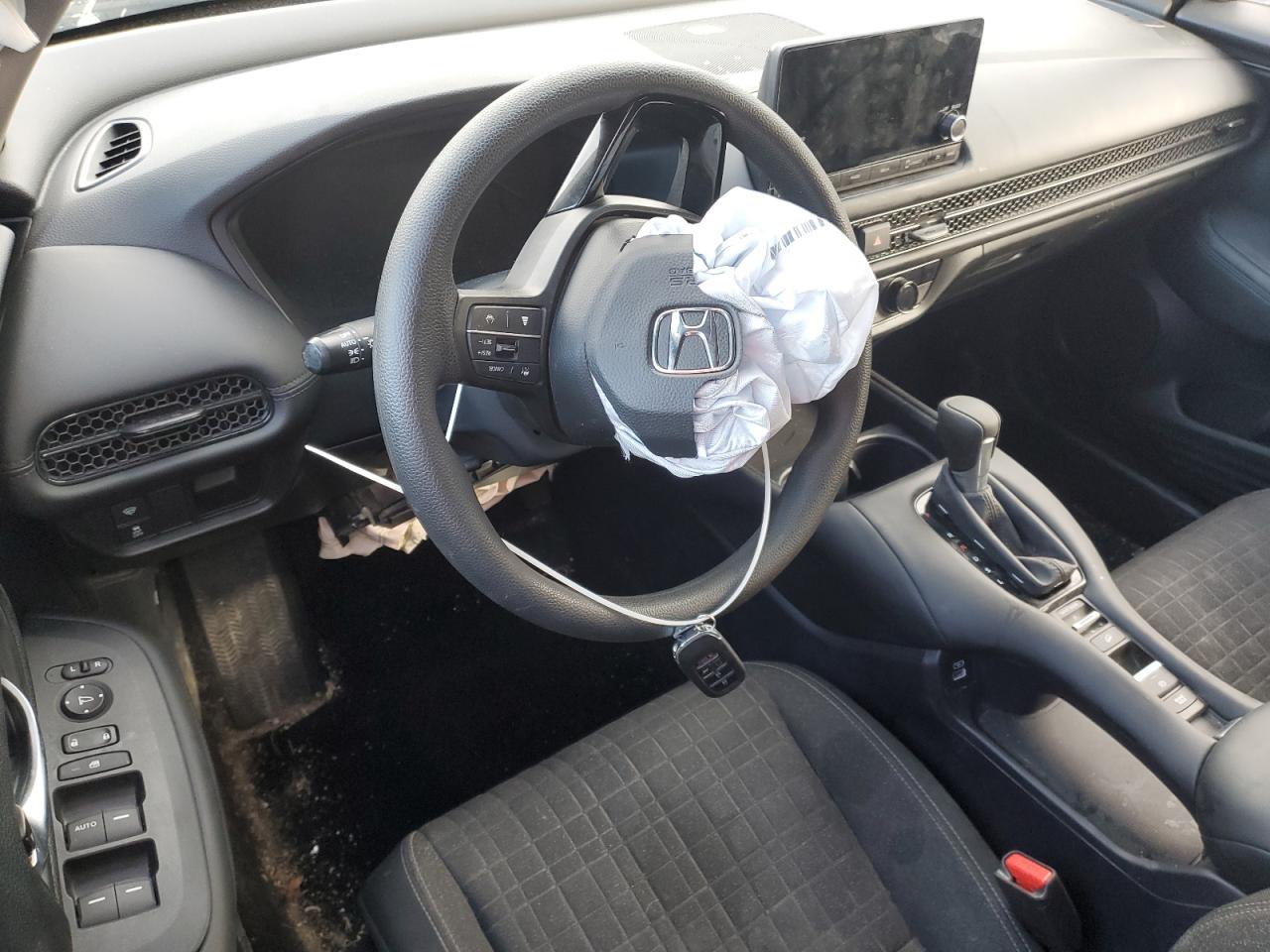 2023 HONDA HR-V LX VIN:3CZRZ1H30PM100151