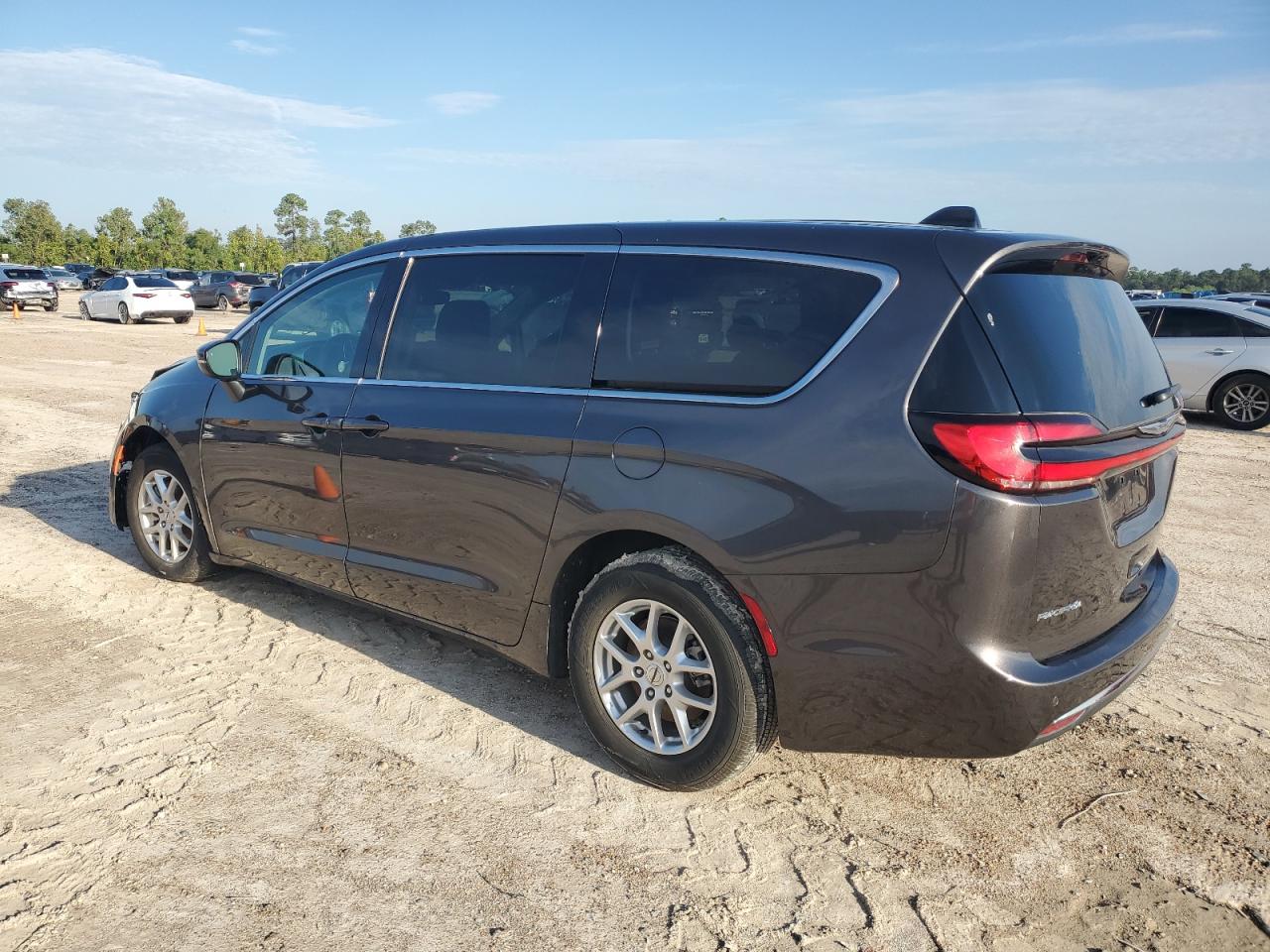 2023 CHRYSLER PACIFICA TOURING L VIN:2C4RC1BG8PR577552