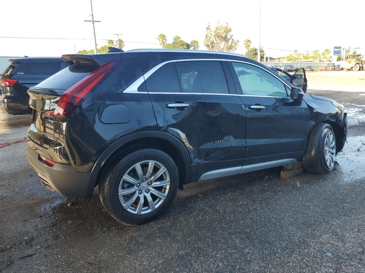 2023 CADILLAC XT4 PREMIUM LUXURY VIN:1GYFZCR46PF164331