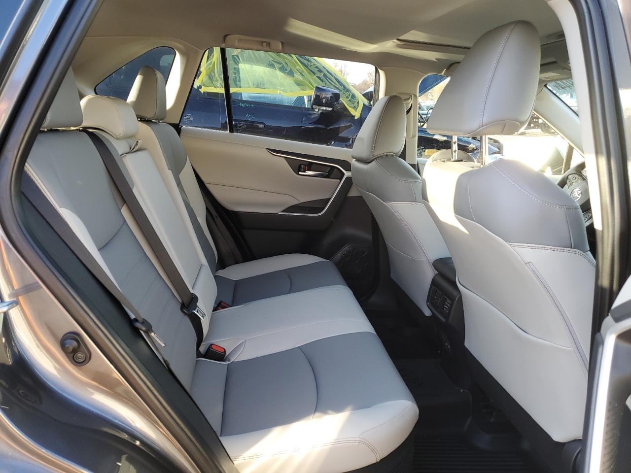 2023 TOYOTA RAV4 XLE PREMIUM VIN:JTMB6RFV5PD103674