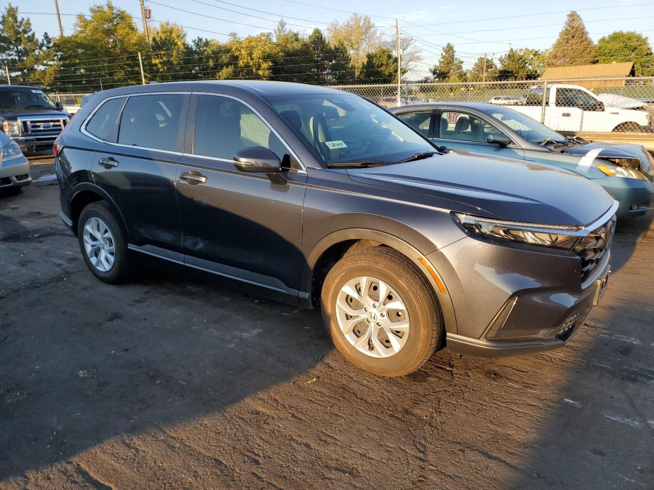 2024 HONDA CR-V LX VIN:2HKRS4H24RH404157