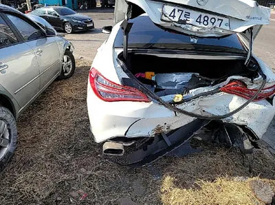 2015 Mercedes-Benz GLA 200 WDDSJ0CB8FN223021 VIN:WDDSJ0CB8FN223021