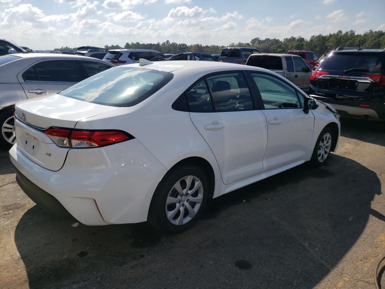 2024 TOYOTA COROLLA LE VIN:5YFB4MDE4RP106626