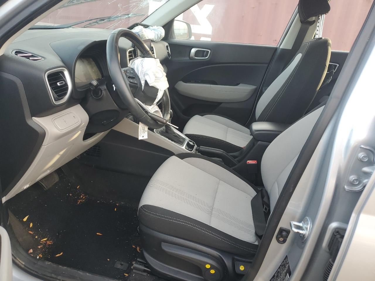 2023 HYUNDAI VENUE SEL VIN:KMHRC8A35PU218357