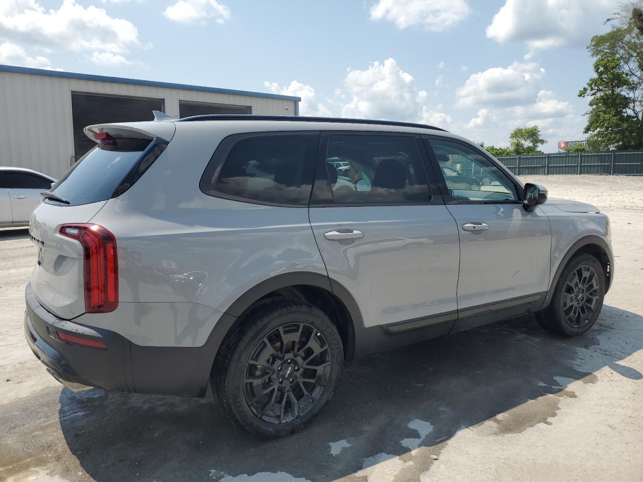 2022 KIA TELLURIDE EX VIN:5XYP3DHC8NG295829
