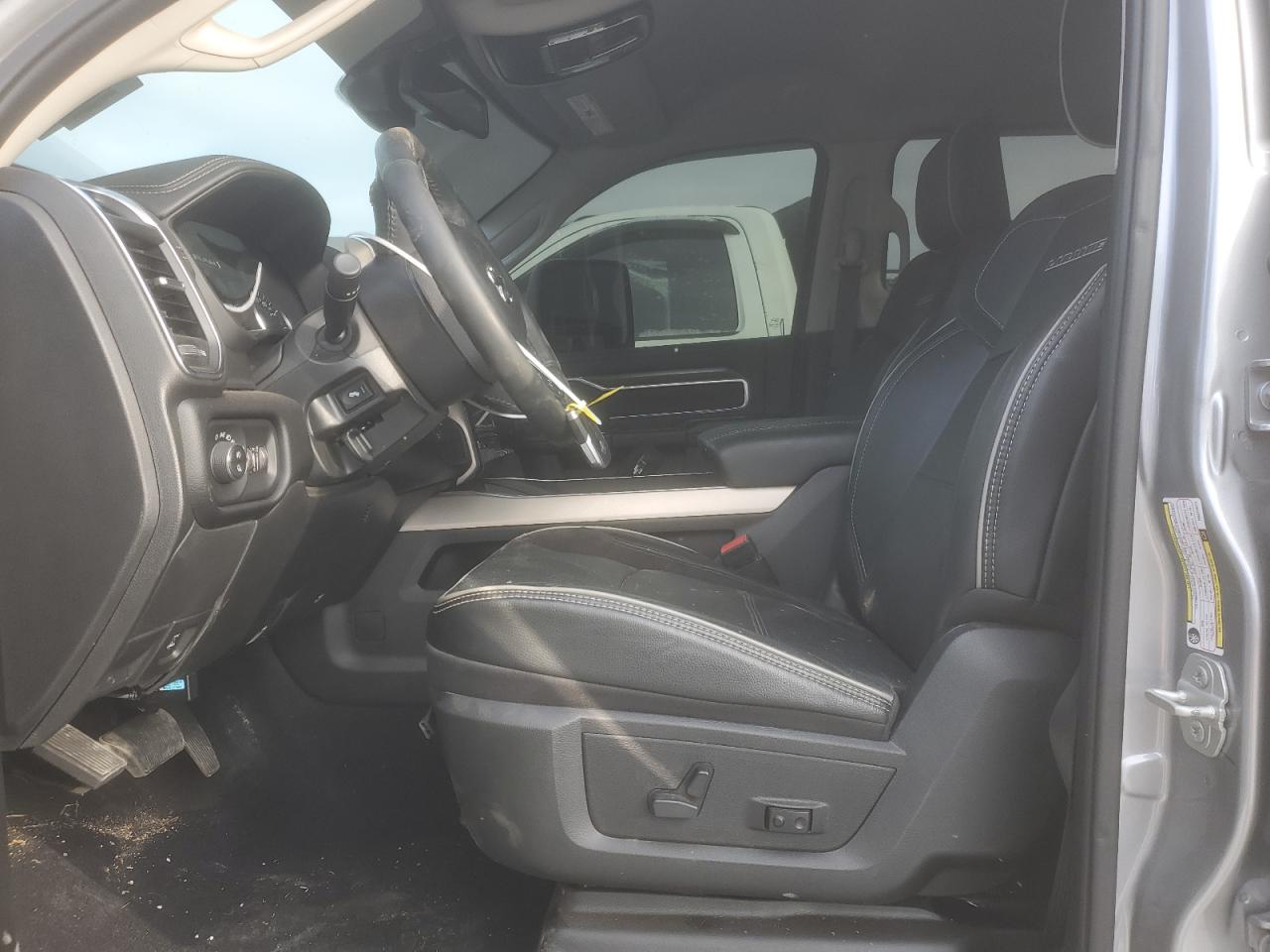 2024 RAM 3500 LARAMIE VIN:3C63RRJLXRG272877