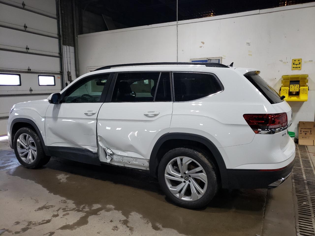 2023 VOLKSWAGEN ATLAS SE VIN:1V2HR2CA0PC553330