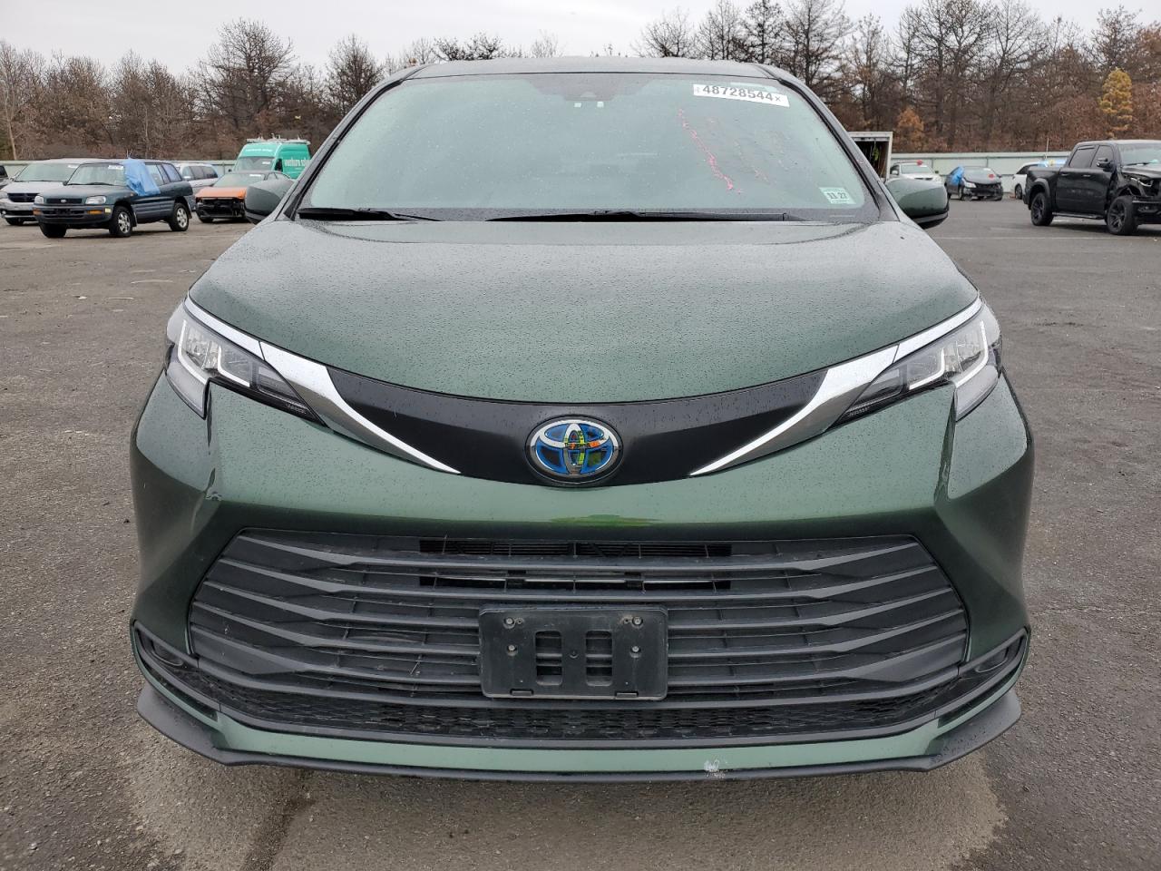 2022 TOYOTA SIENNA LE VIN:5TDKRKEC4NS136276