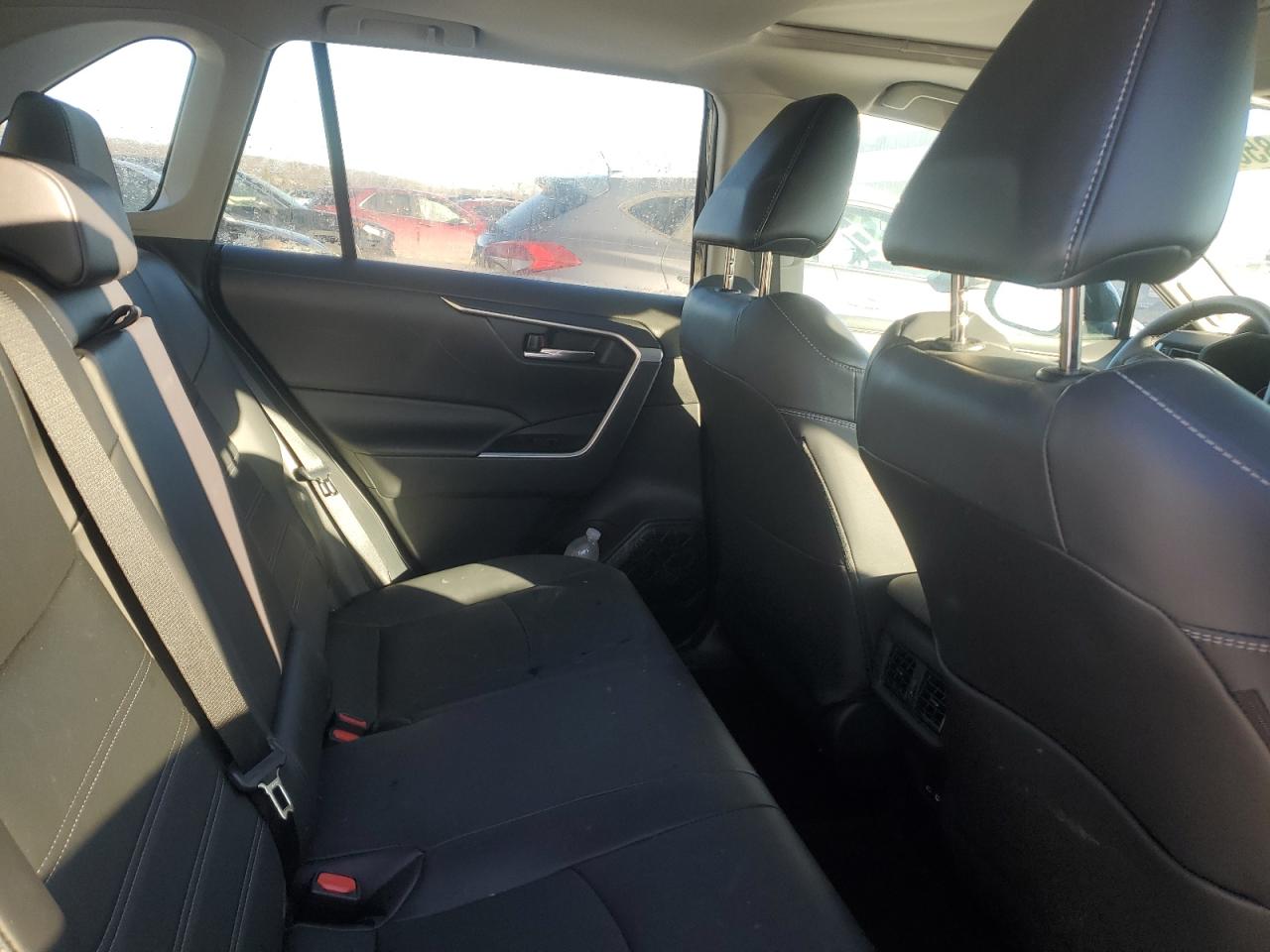 2024 TOYOTA RAV4 XLE PREMIUM VIN:2T3A1RFV9RC403879