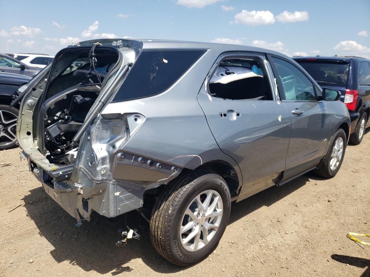 2024 CHEVROLET EQUINOX LT VIN:WP0AA2A8XNS255297