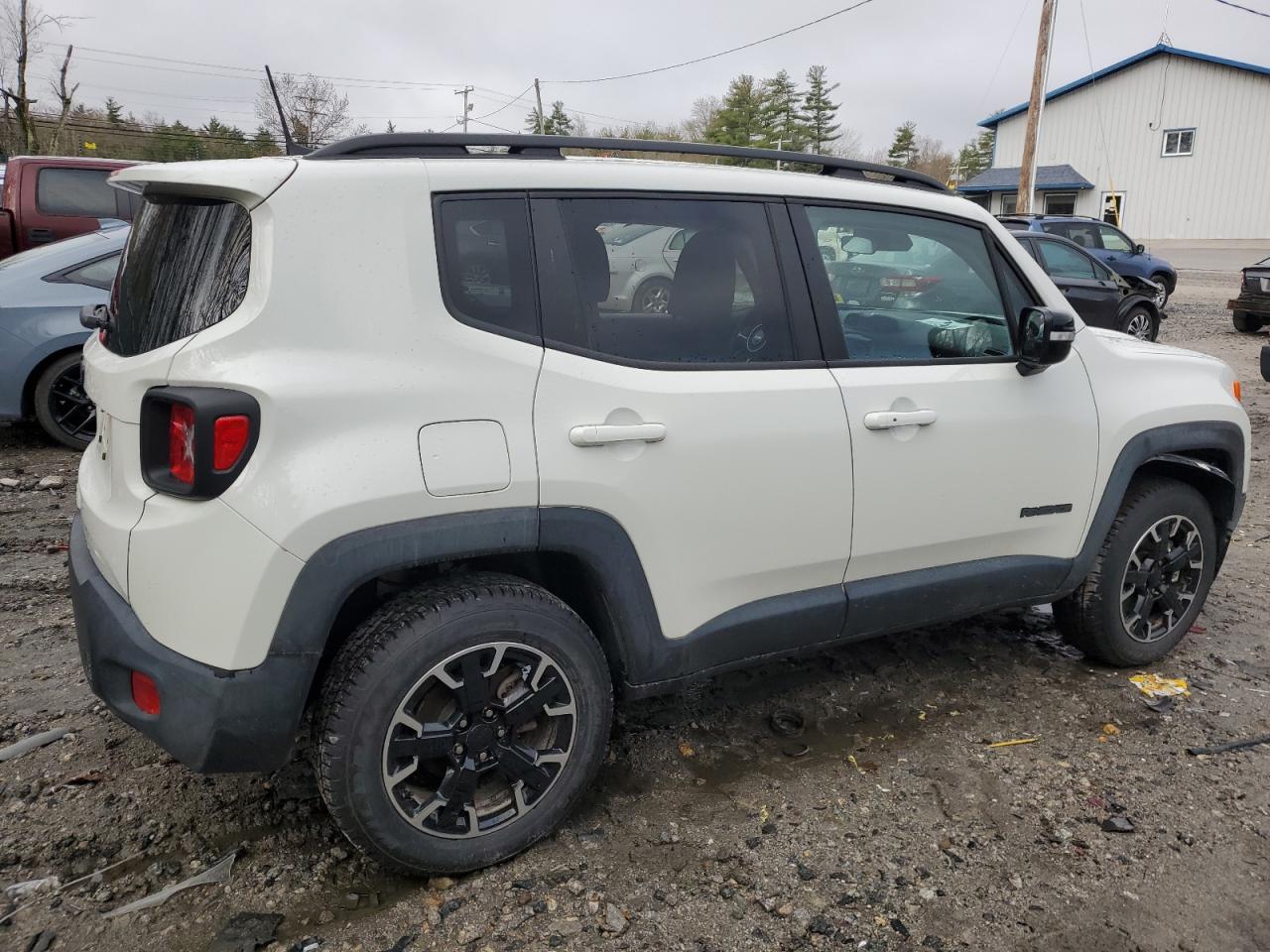 2023 JEEP RENEGADE LATITUDE VIN:ZACNJDB10PPP44473