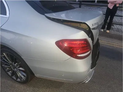 2017 Mercedes-Benz E 220 VIN: