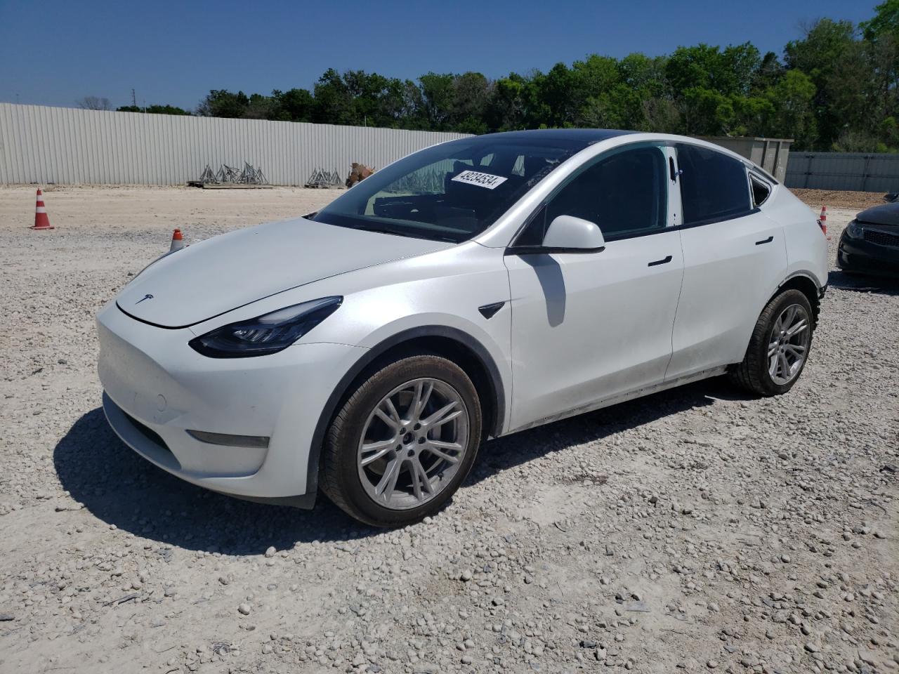 2023 TESLA MODEL Y  VIN:7SAYGDEE3PA088323