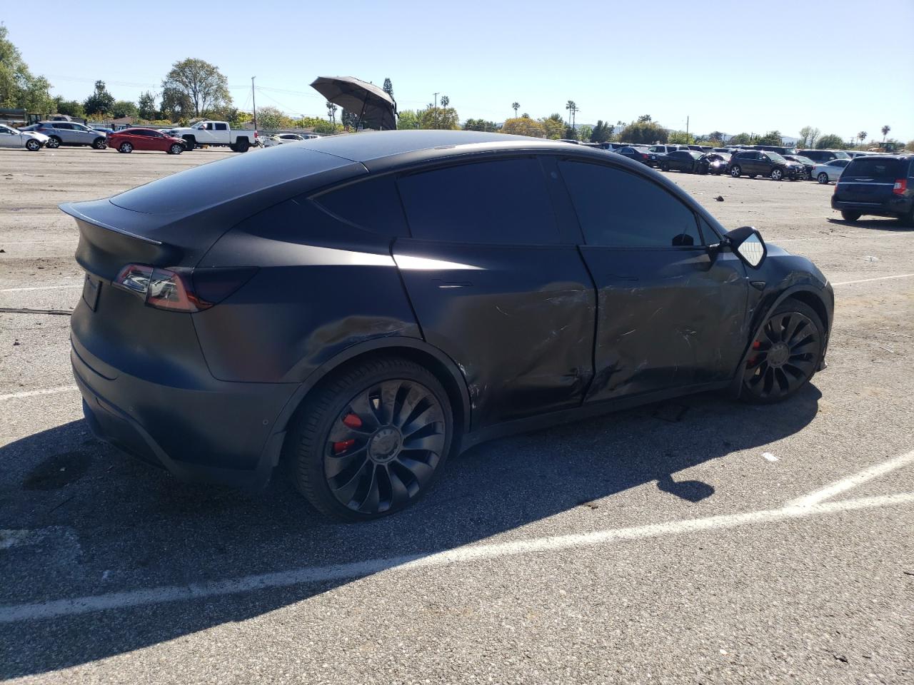 2022 TESLA MODEL Y  VIN:7SAYGDEF6NF574262