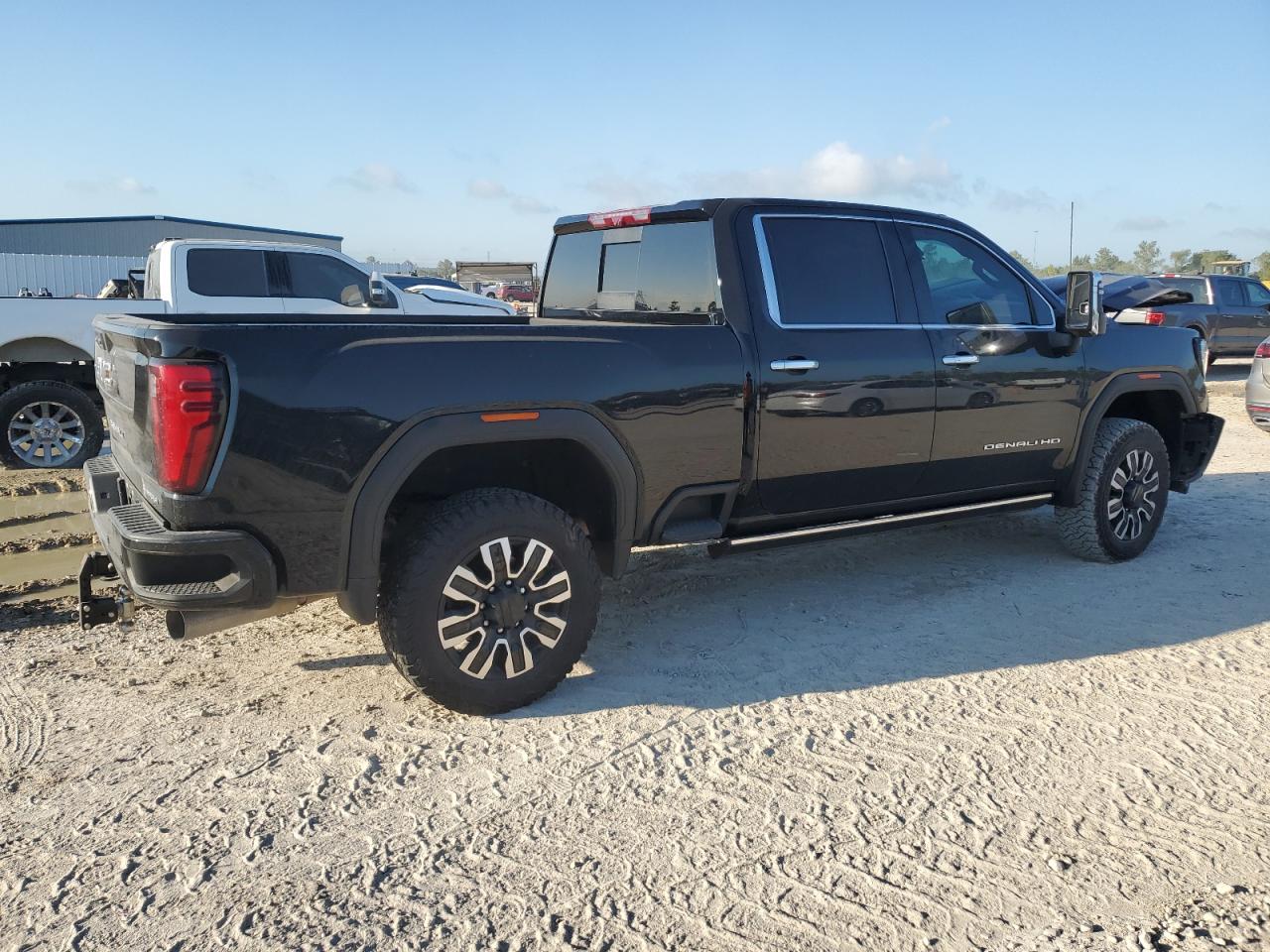 2024 GMC SIERRA K2500 DENALI ULTIMATE VIN:1GT49XEYXRF158631