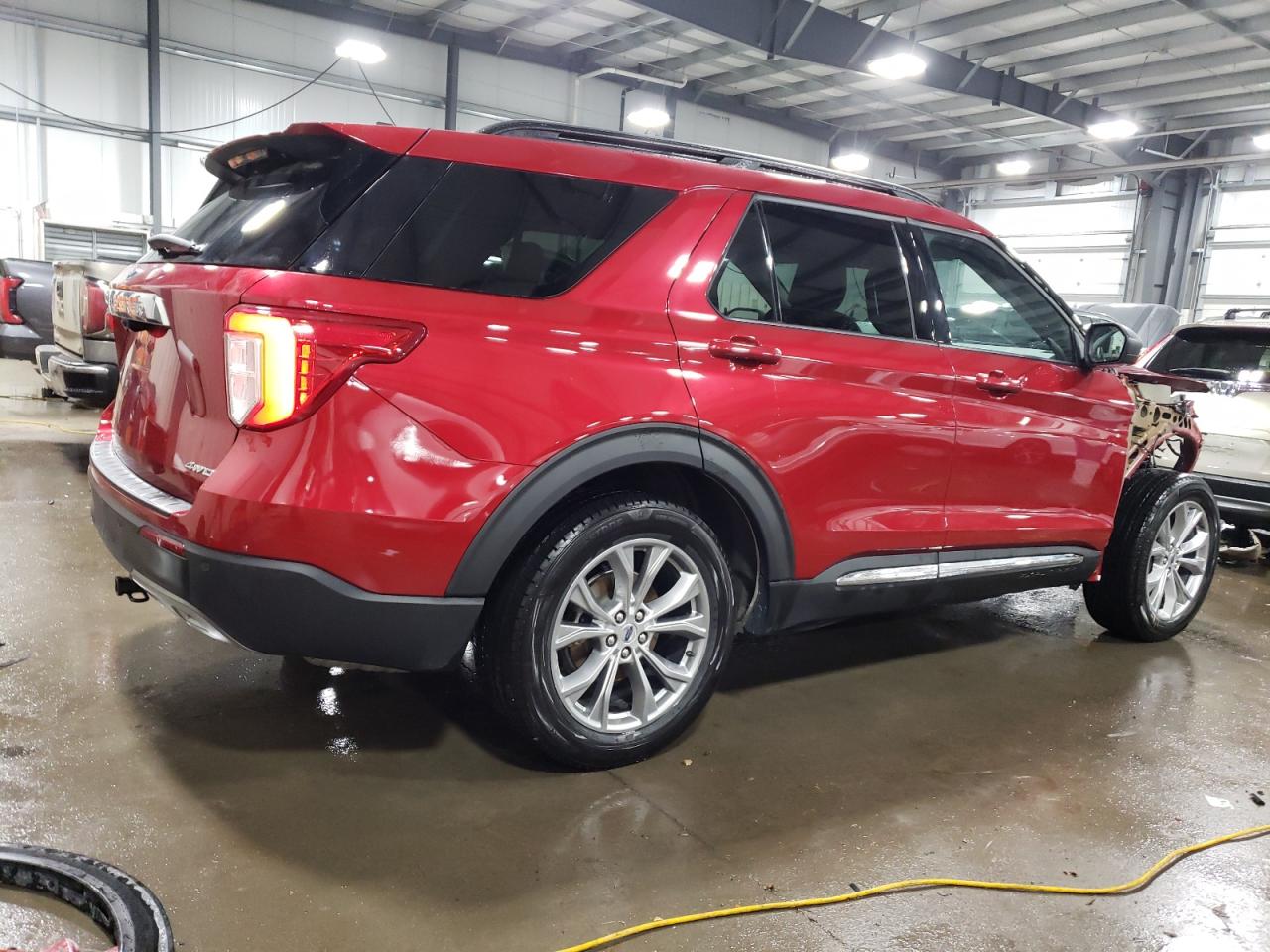 2022 FORD EXPLORER XLT VIN:1FMSK8DH9NGA69488