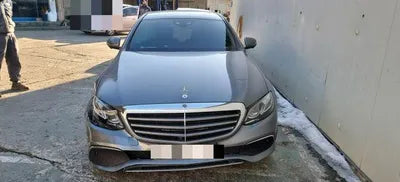 2019 Mercedes-Benz E 300 VIN: