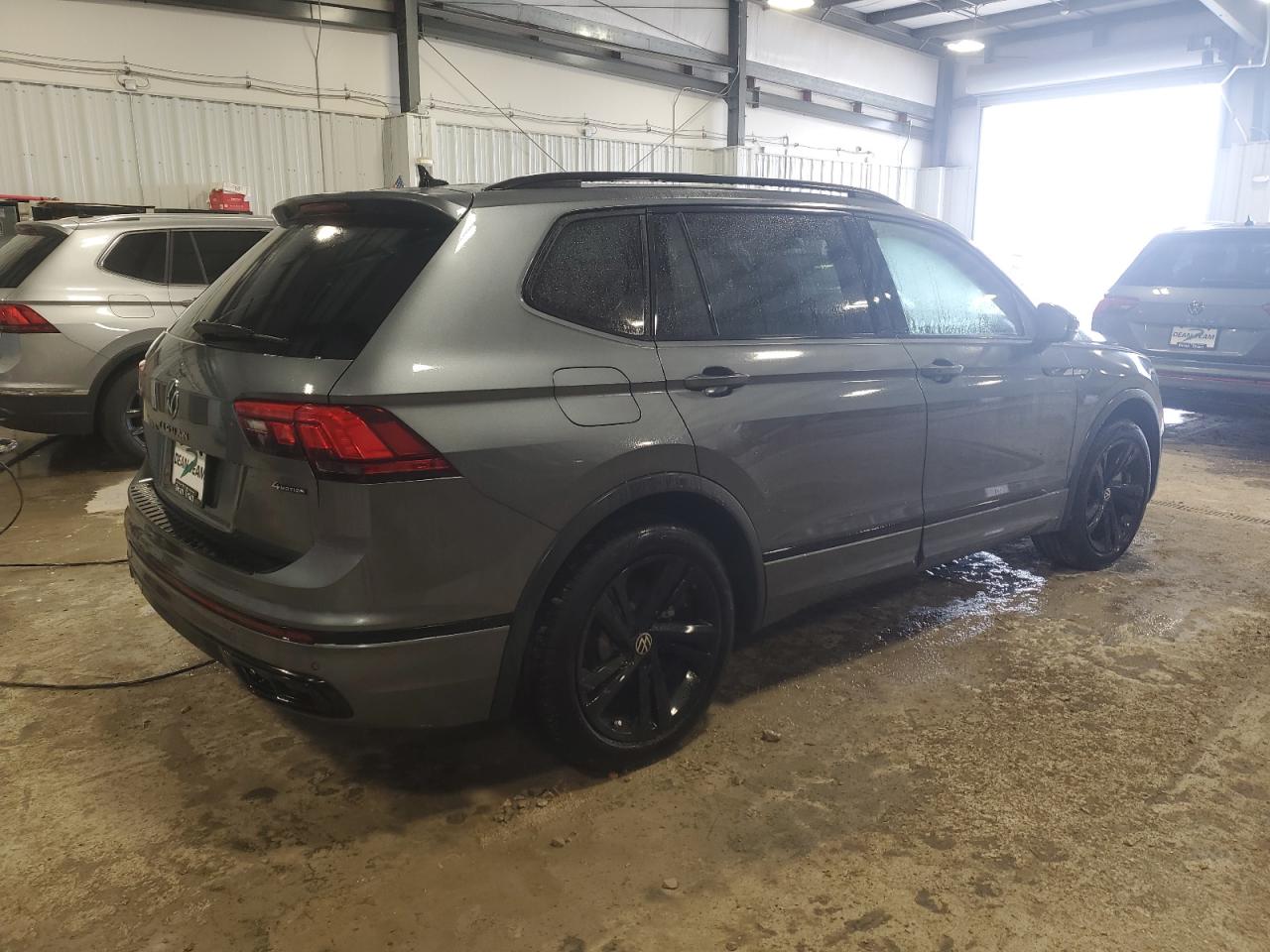 2024 VOLKSWAGEN TIGUAN SE R-LINE BLACK VIN:3VV8B7AX1RM066442