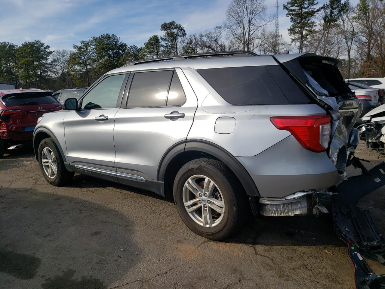 2022 FORD EXPLORER XLT VIN:1FMSK7DH6NGA33901