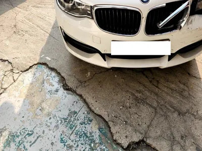 2016 BMW 320 WBA8Y7109GGJ86574 VIN:WBA8Y7109GGJ86574